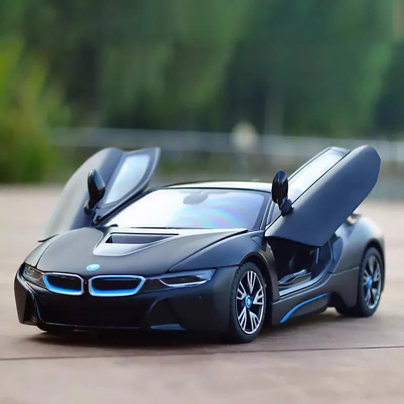 1:24 Scale BMW I8