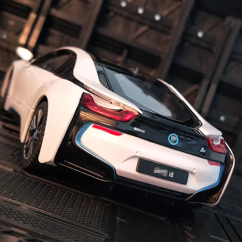 1:24 Scale BMW I8